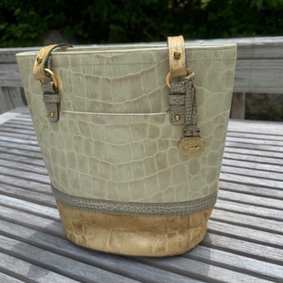 Brahmin Vintage Bucket Bag - Picture 6 of 11